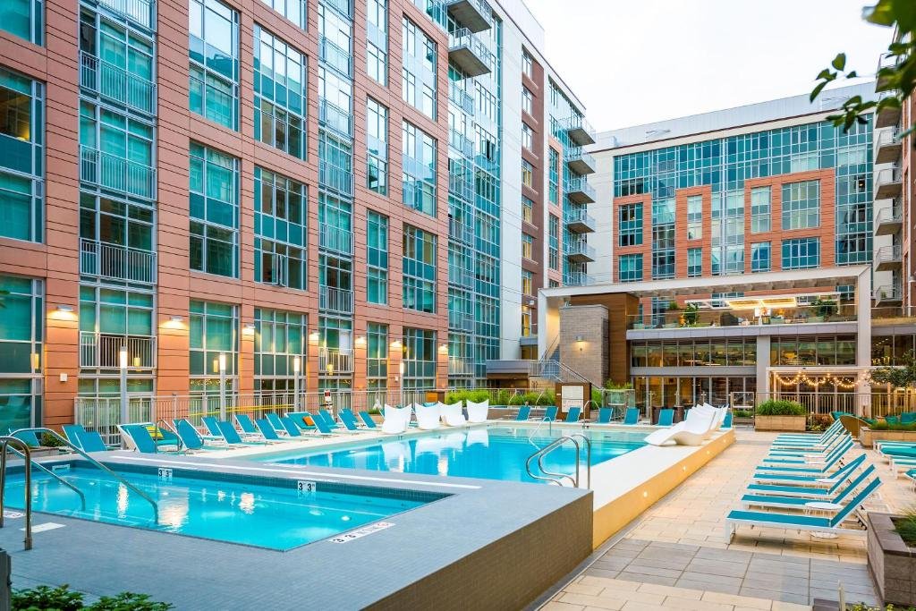 Sentral Union courtyard with swimming pool
